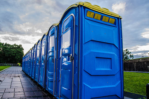 Best Construction site porta potty rental  in St Francis, WI